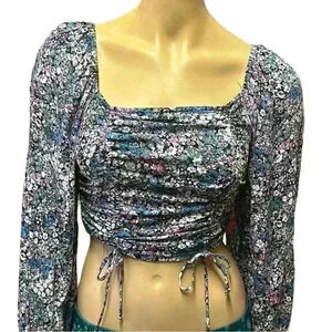 Wild Fable floral long sleeve crop top